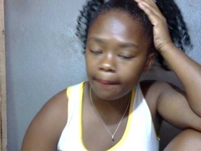 Live sex webcam photo for May-sexy #276626766