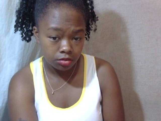 Live sex webcam photo for May-sexy #276632760