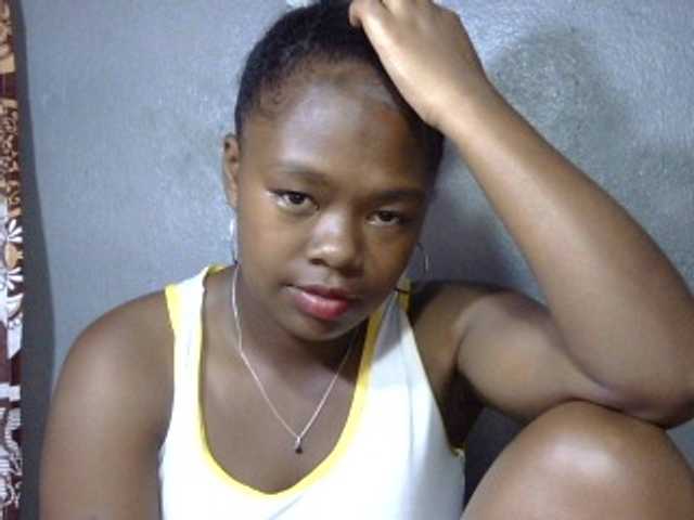 Live sex webcam photo for May-sexy #276676992