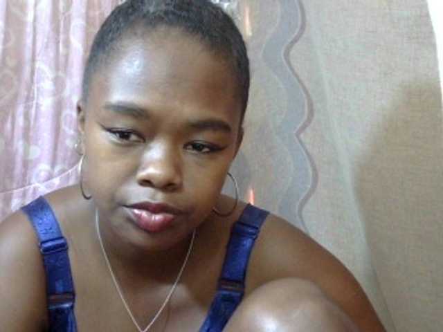 Live sex webcam photo for May-sexy #276715312