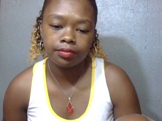 Live sex webcam photo for May-sexy #276848736