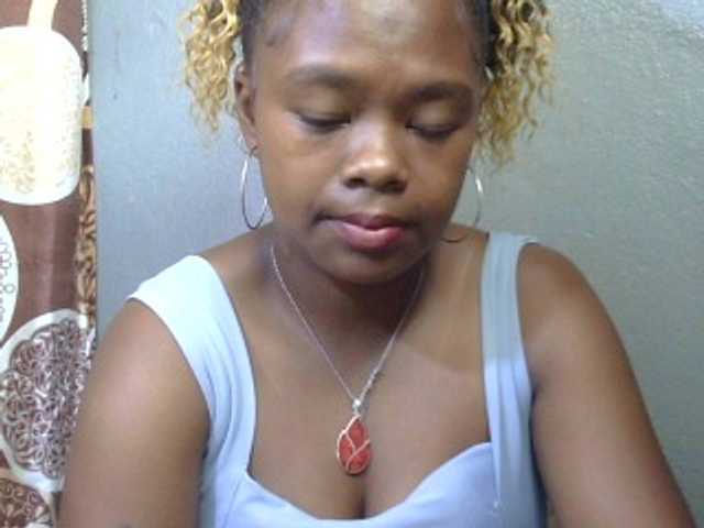 Live sex webcam photo for May-sexy #276954101