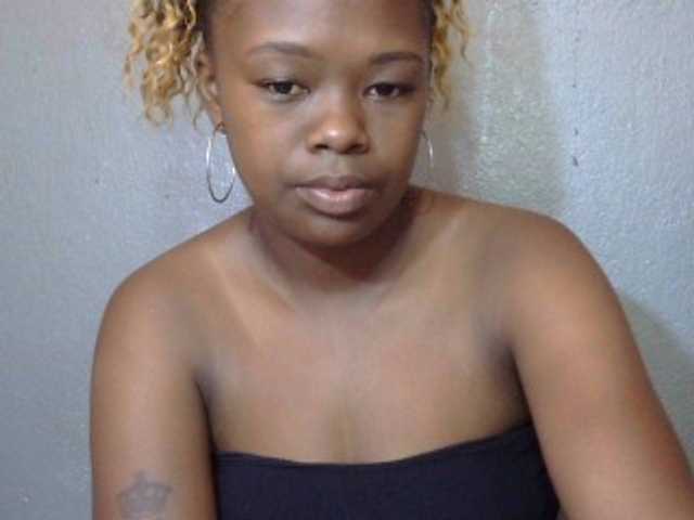 Live sex webcam photo for May-sexy #277044924