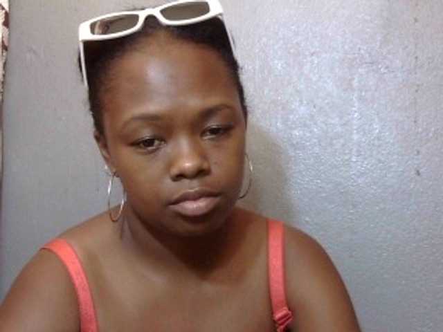 Live sex webcam photo for May-sexy #277117166