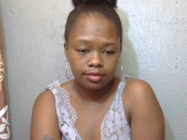 Live sex webcam photo for May-sexy #277179078