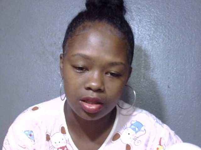 Live sex webcam photo for May-sexy #277195482