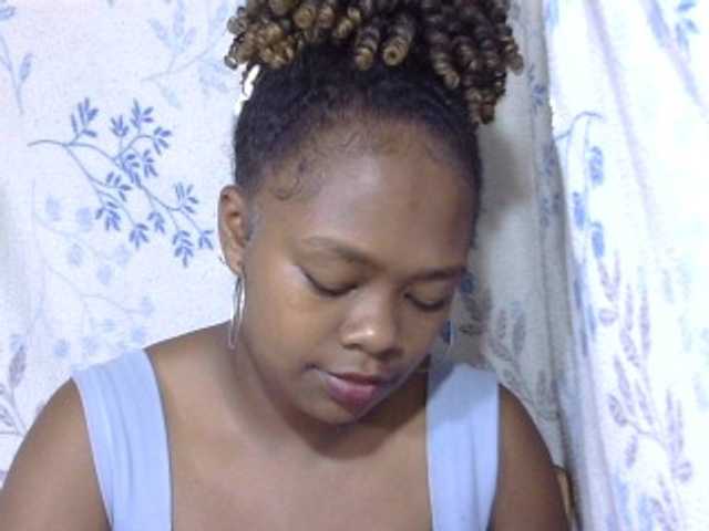 Live sex webcam photo for May-sexy #277542789