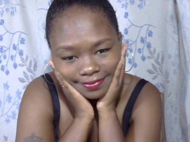 Live sex webcam photo for May-sexy #277556532