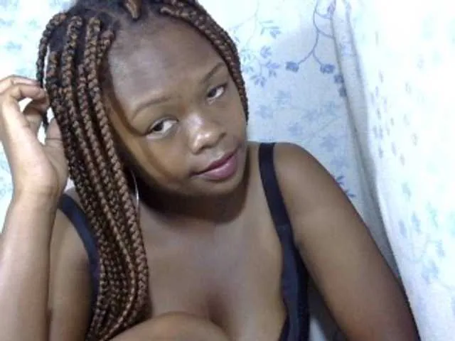 Live sex webcam photo for May-sexy #277638918