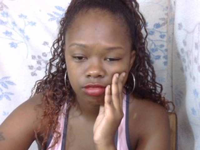 Live sex webcam photo for May-sexy #277694853