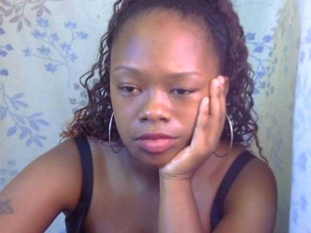 Live sex webcam photo for May-sexy #277703470