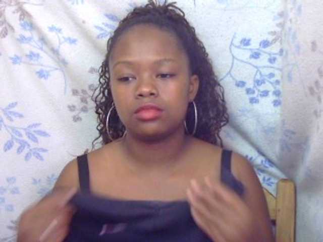 Live sex webcam photo for May-sexy #277710230