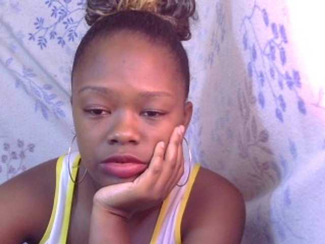 Live sex webcam photo for May-sexy #277750353