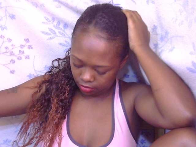 Live sex webcam photo for May-sexy #277783154