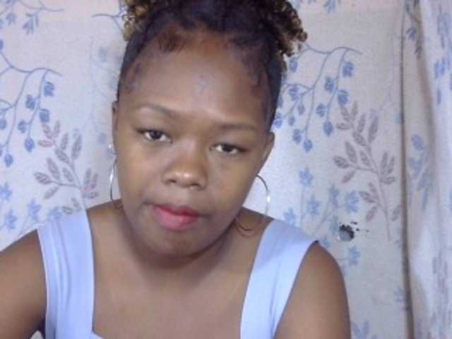 Live sex webcam photo for May-sexy #277872562