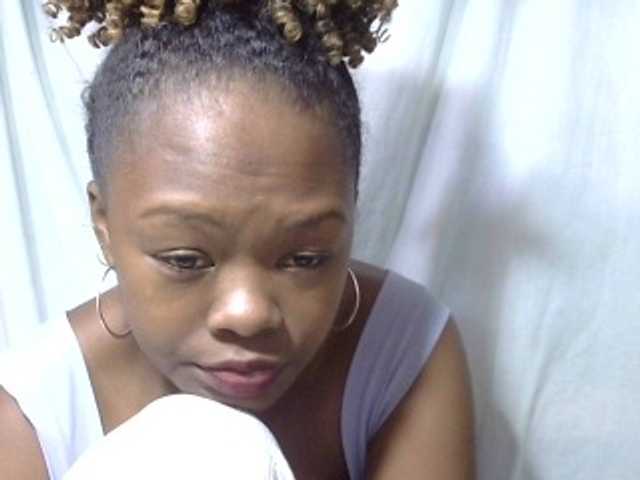 Live sex webcam photo for May-sexy #278047334