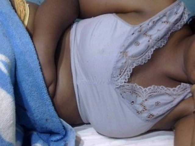 Live sex webcam photo for May-sexy #290190786