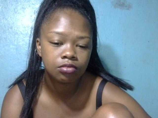 Live sex webcam photo for May-sexy #290240397