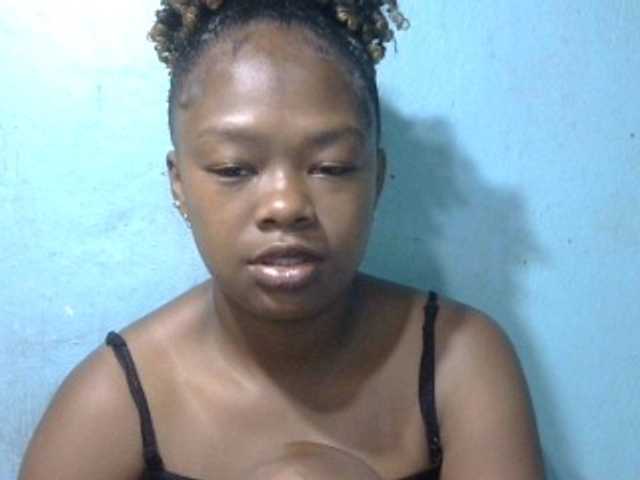 Live sex webcam photo for May-sexy #290437121