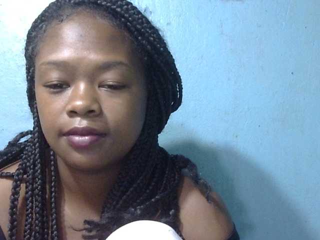 Live sex webcam photo for May-sexy #290764375