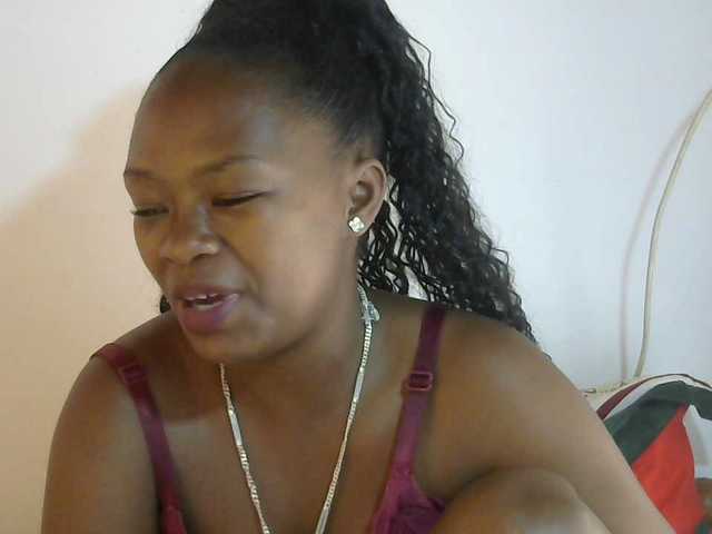 Live sex webcam photo for May-sexy #290914551