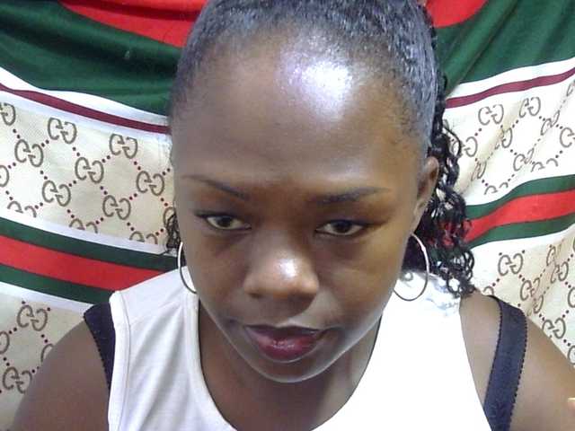 Live sex webcam photo for May-sexy #291184427