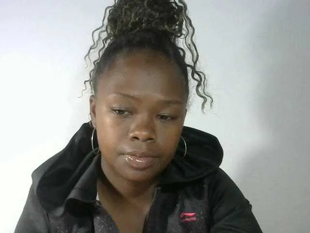 Live sex webcam photo for May-sexy #291565444