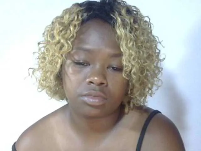 Live sex webcam photo for May-sexy #292174234