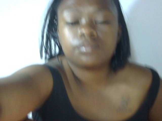 Live sex webcam photo for May-sexy #292205236