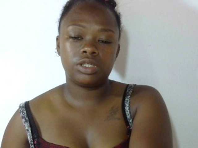 Live sex webcam photo for May-sexy #292220579