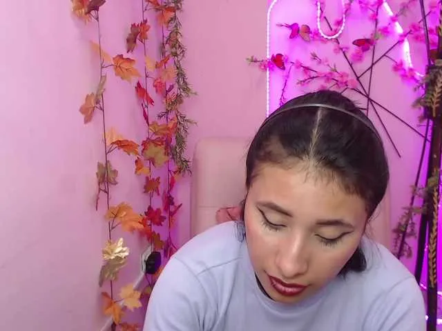 Live sex webcam photo for Maya-Dicknson #272628846