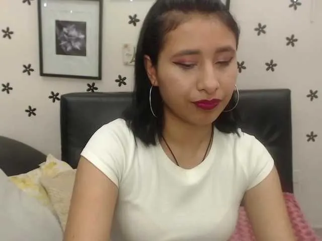 Live sex webcam photo for Maya-Dicknson #272701409