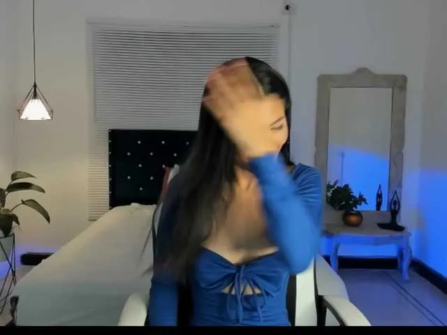 Live sex webcam photo for Maya-deer- #276387094