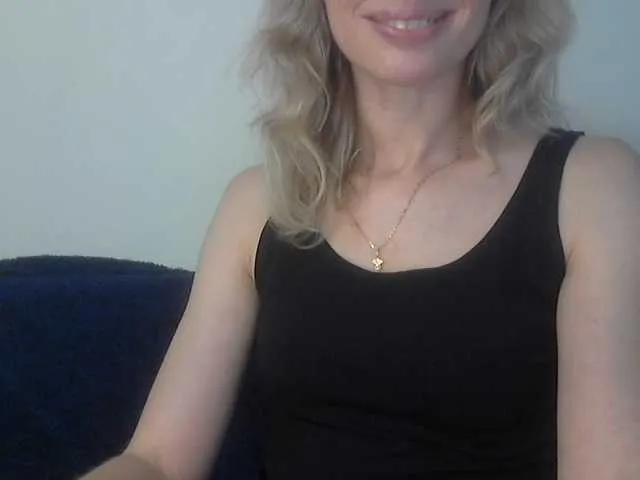 Live sex webcam photo for MayaEffect #278135181