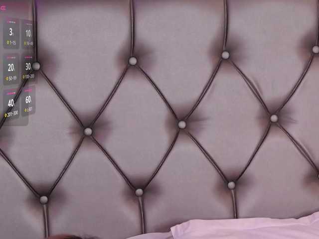 Live sex webcam photo for MayaHale #292202490