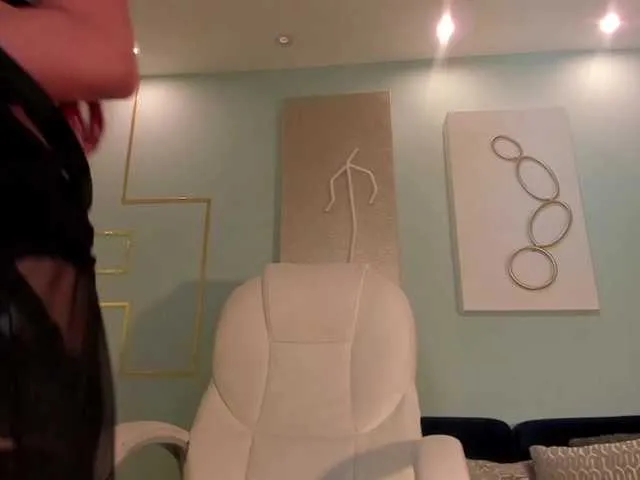 Live sex webcam photo for MayaRivera #273738130