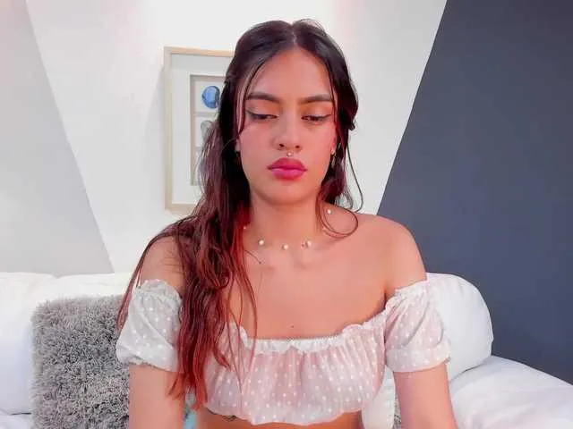 Live sex webcam photo for MayaRivera #274007869