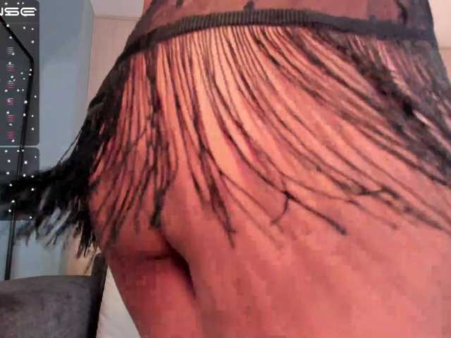 Live sex webcam photo for MayaRivera #275927740