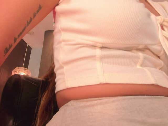 Live sex webcam photo for MayaRivera #275972319