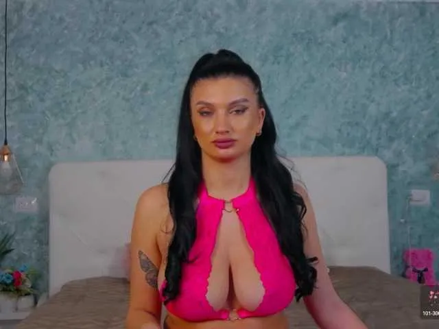 Live sex webcam photo for MayaSin3 #290378572