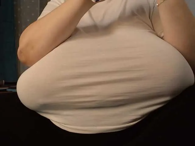 Live sex webcam photo for Mayabigtitss #290528822