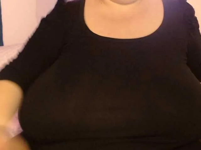 Live sex webcam photo for Mayabigtitss #290564651