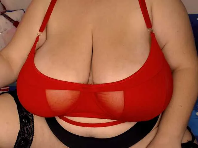 Live sex webcam photo for Mayabigtitss #292415361