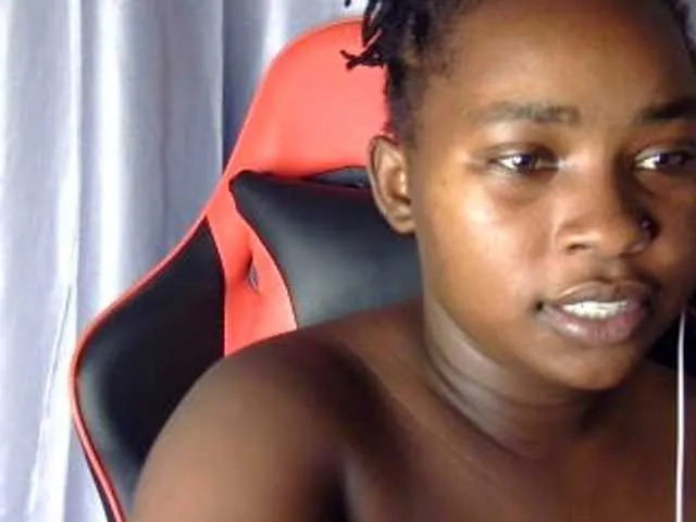 Live sex webcam photo for Mayer- #290899435