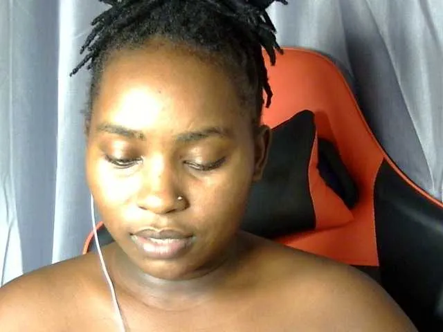 Live sex webcam photo for Mayer- #290952667