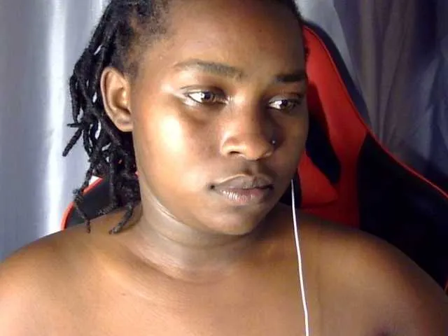 Live sex webcam photo for Mayer- #290997422