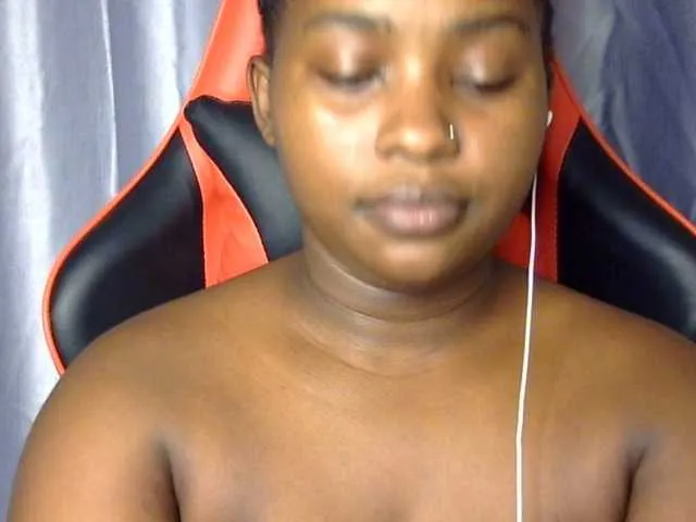 Live sex webcam photo for Mayer- #291100693