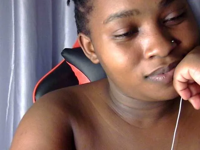 Live sex webcam photo for Mayer- #291328467