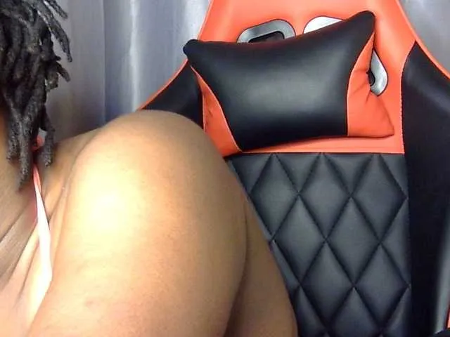 Live sex webcam photo for Mayer- #291362257