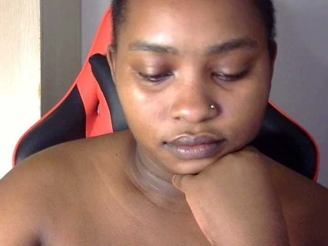 Live sex webcam photo for Mayer- #291616821